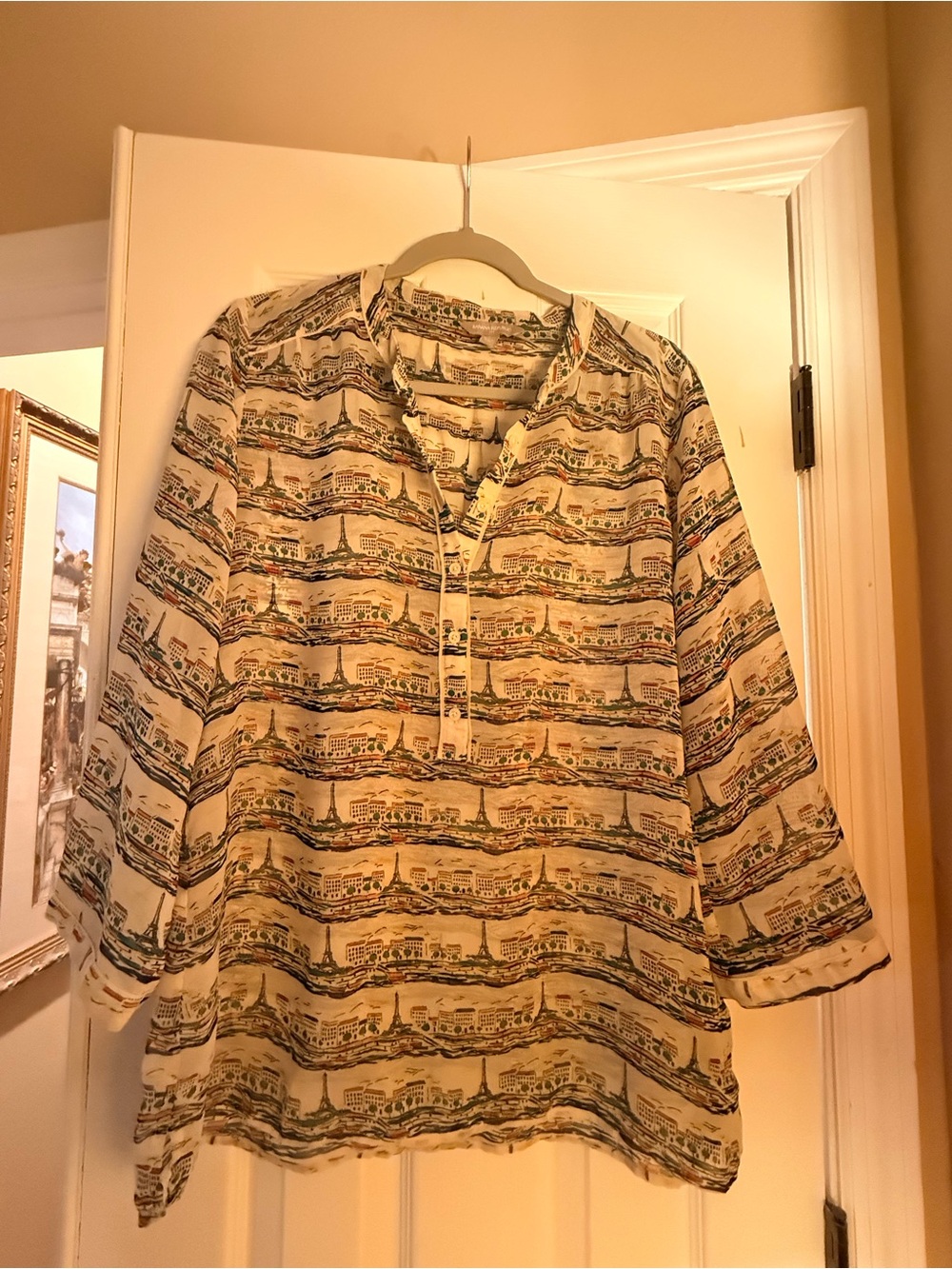 Banana Republic Cream Tunic with Multicolor Cityscape Stripe Print